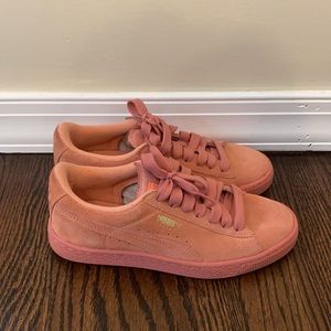 Suede puma sneakers